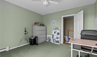 20 Morrison Ave, Middletown, RI 02840