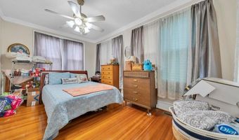 901 Bedford Ave, Altavista, VA 24517