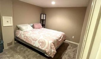 732 WOODRUN, Ballwin, MO 63026