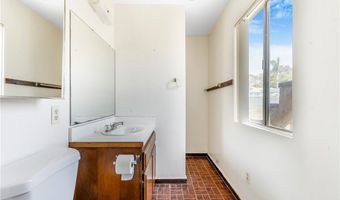 1300 Oak Ave, Carlsbad, CA 92008