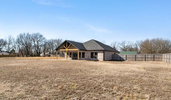 205 Lindsey Ave, Adair, OK 74330
