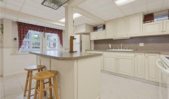200 Waterman Lake Dr, Glocester, RI 02814