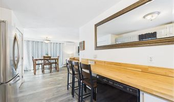 34 Beach Plum Rd, Narragansett, RI 02882