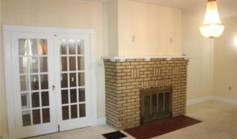 2701 Watalee St, Alton, IL 62002