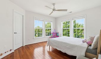 42022 ZIRCON Dr, Aldie, VA 20105