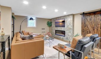 2438 Lord Baranof Dr, Anchorage, AK 99517
