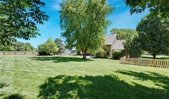 17713 157th Ter, Basehor, KS 66012