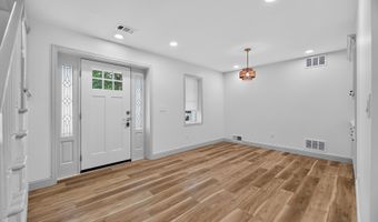 29 Ravenwood Blvd, Barnegat, NJ 08005