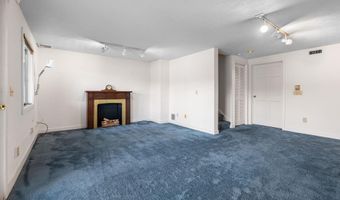 51 River Front Dr 3, Manchester, NH 03102