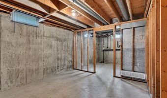 3305 Colonial Ct, Augusta, KS 67010