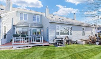 87 Nipmuc Trl B, North Providence, RI 02904