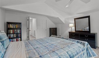 802 N Poplar St, Aberdeen, NC 28315