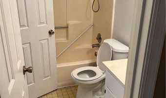 102 Barrington Dr 1, Athens, GA 30605