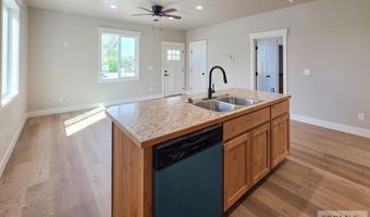 359 Challis Ave, Arco, ID 83213