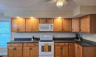 404 SUMMIT Dr, Blades, DE 19973