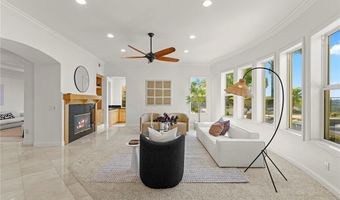 5464 Shannon Rdg, San Diego, CA 92130