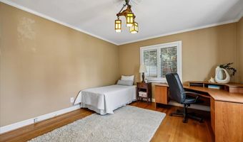 5735 BRADLEY Blvd, Bethesda, MD 20814