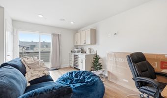 153 LOCKE St, Baltimore, MD 21230