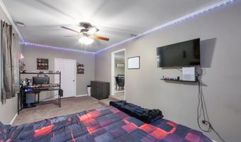 37 W Tracy St, Bells, TN 38006