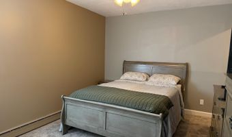 18 Circle Ln, Batesville, IN 47006