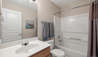 1 Parkside Ct, Algonquin, IL 60102