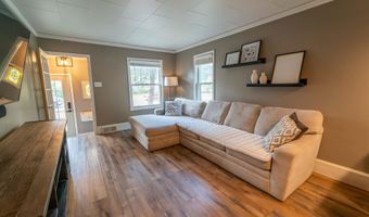 1314 W PINE St, Appleton, WI 54914