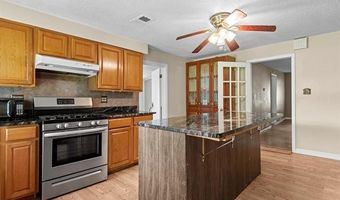 1136 S Maple Ave, Bartlesville, OK 74003