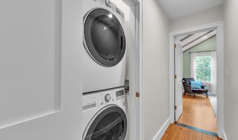 436 Pinewood St, Ann Arbor, MI 48103