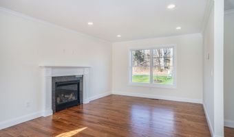 975 High Rd, Berlin, CT 06037