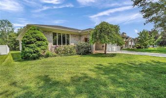61 Caesar Blvd, Amherst, NY 14221