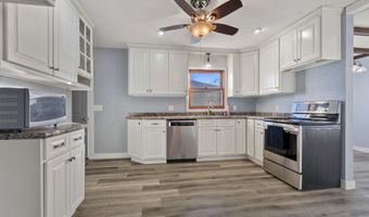 1320 N Penn St, Aberdeen, SD 57401