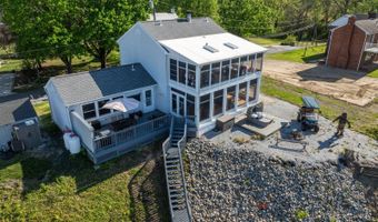 36 E Canal St, Alloway, NJ 08001