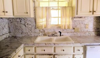 509 Eighth St, Adel, GA 31620