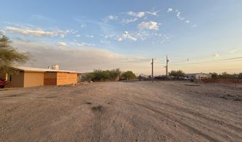 522 S CORTEZ Rd, Apache Junction, AZ 85119