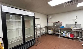 1613 W Broadway St, Andrews, TX 79714