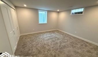 1414 E Linden St, Algona, IA 50511