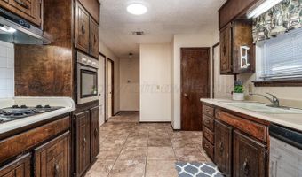 5712 SW 48th Ave, Amarillo, TX 79109
