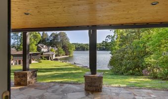905 Cold Mountain Rd, Lake Toxaway, NC 28747