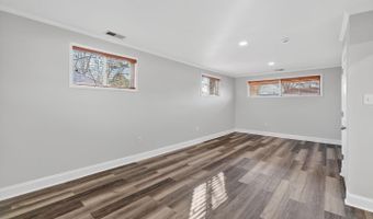 6307 COTTONWOOD Dr, Alexandria, VA 22310