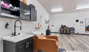 754 Yellowstone Ave, Cody, WY 82414