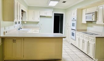 45435 Chalet Dr, Bay Minette, AL 36507