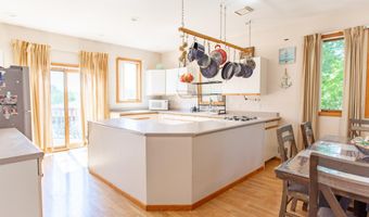 17860 River Rd, Argyle, WI 53504