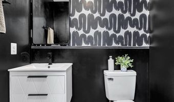 3202 MCELDERRY St, Baltimore, MD 21205