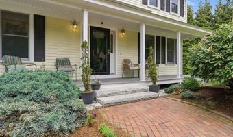 4 Hunters Rd, Bedford, NH 03110