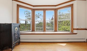 45 Main St 5, Amesbury, MA 01913
