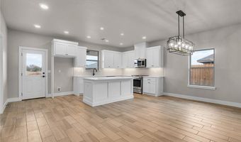 719 Sheryl Ln, Altus, OK 73521