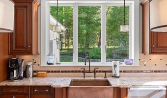 28 Hearthstone Pl, Andover, MA 01810
