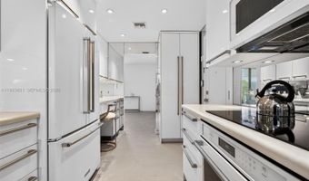 10178 Collins Ave 208, Bal Harbour, FL 33154
