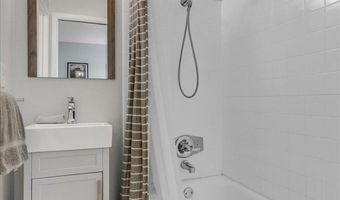 3050 Corona Trl 207, Boulder, CO 80301