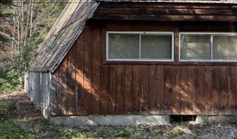 22 Ronald Rd, Albany, NH 03818